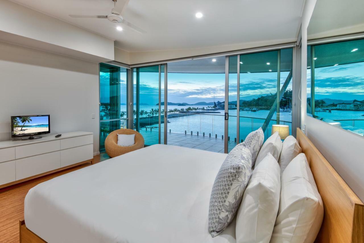 Pavillions Penthouse 25 - Luxury Waterfront Apartment With Private Roof Top Pool And Buggy Hamilton Island Dış mekan fotoğraf