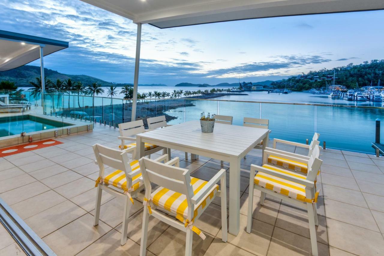 Pavillions Penthouse 25 - Luxury Waterfront Apartment With Private Roof Top Pool And Buggy Hamilton Island Dış mekan fotoğraf
