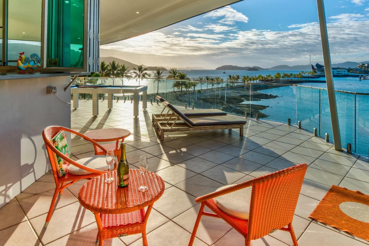 Pavillions Penthouse 25 - Luxury Waterfront Apartment With Private Roof Top Pool And Buggy Hamilton Island Dış mekan fotoğraf