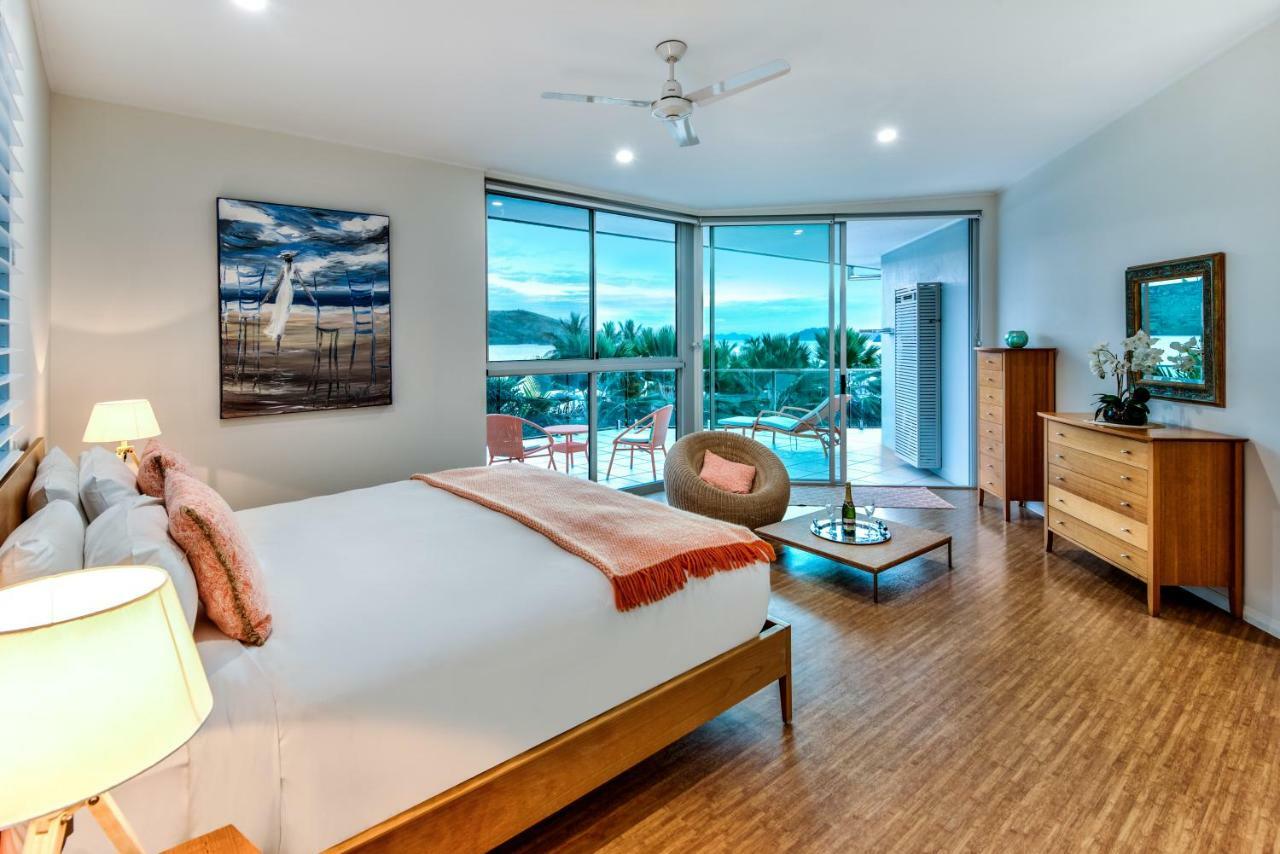 Pavillions Penthouse 25 - Luxury Waterfront Apartment With Private Roof Top Pool And Buggy Hamilton Island Dış mekan fotoğraf