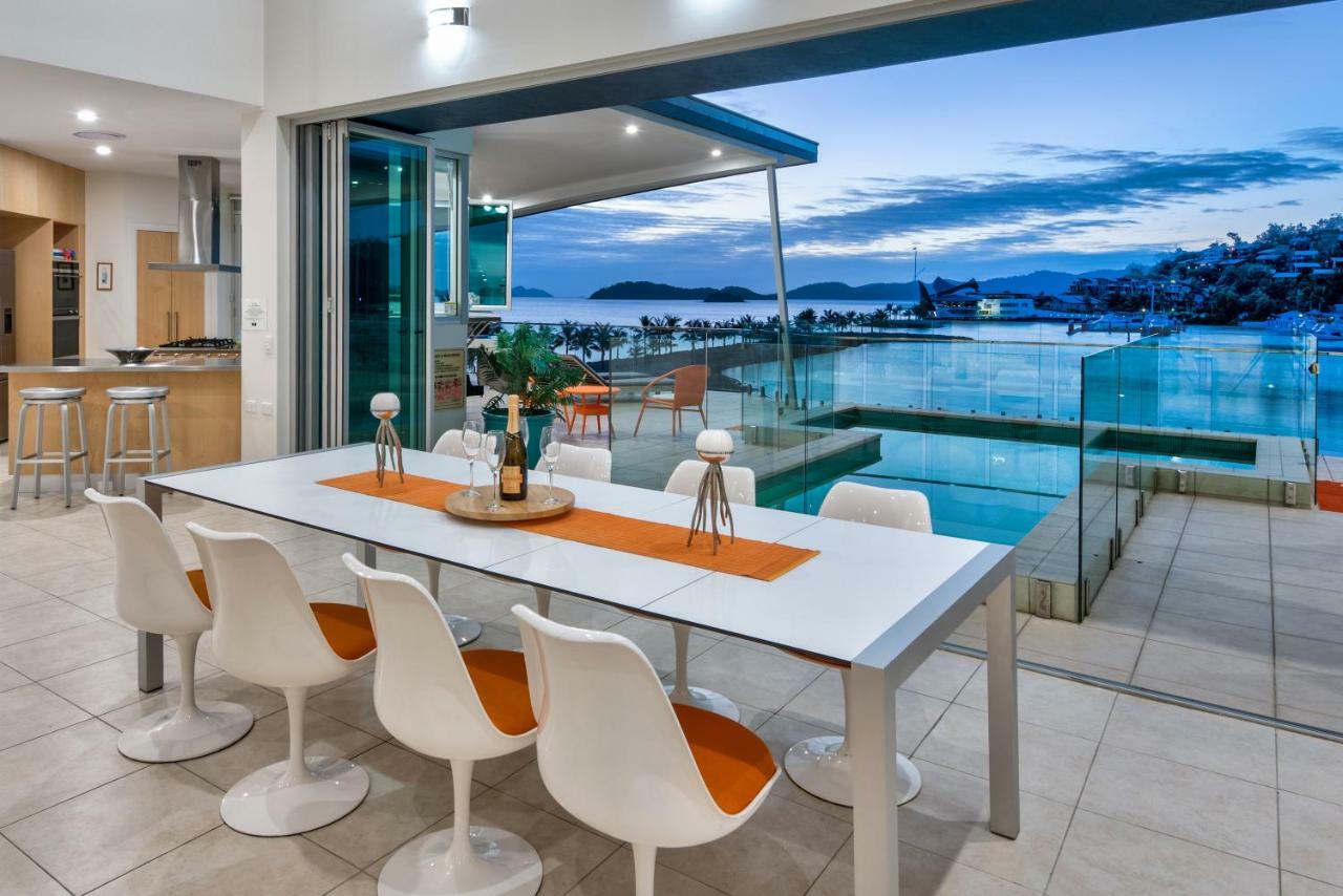Pavillions Penthouse 25 - Luxury Waterfront Apartment With Private Roof Top Pool And Buggy Hamilton Island Dış mekan fotoğraf